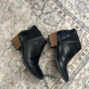 Black Ankle Boots- Dr Scholls